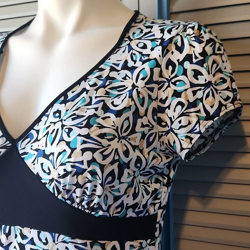 Dress Barn Blue & White Floral Shirt - Picture 7 of 12